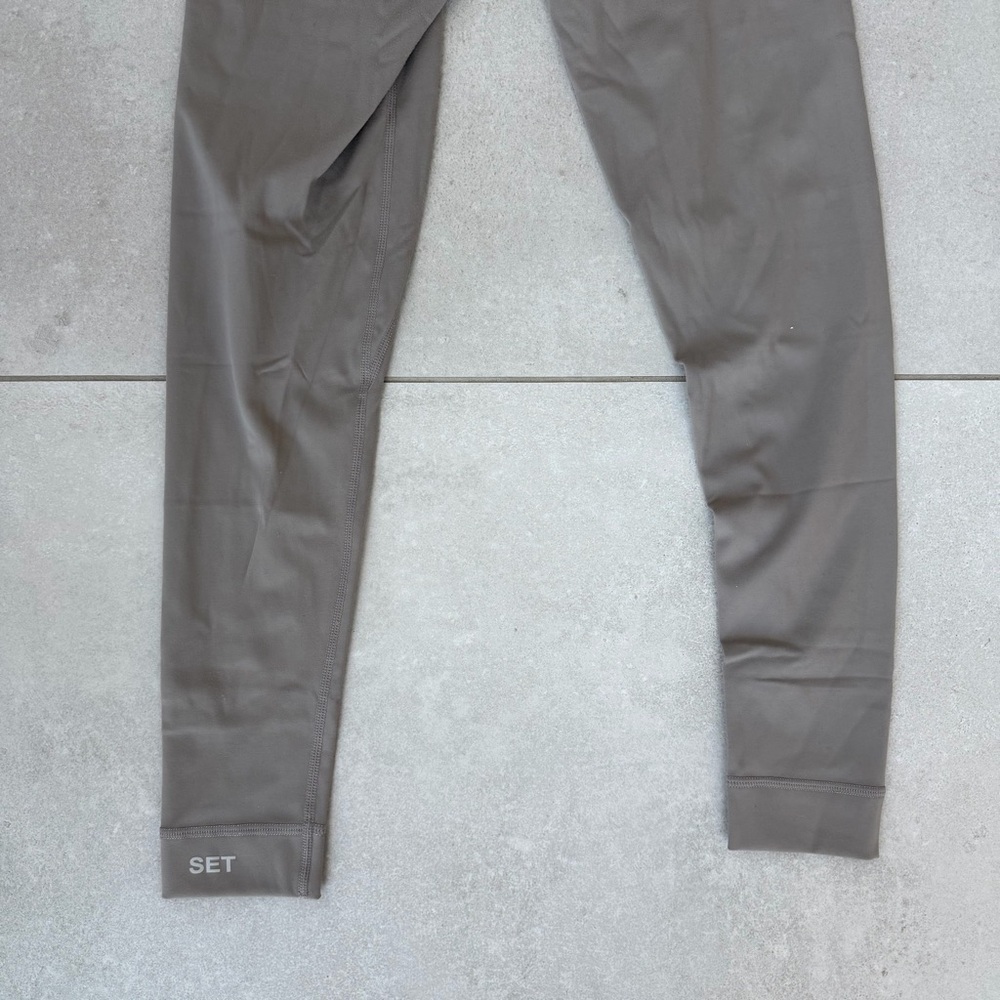 SET ACTIVE GREY LUX HIGH RISE LEGGINGS - Picture 5 of 7